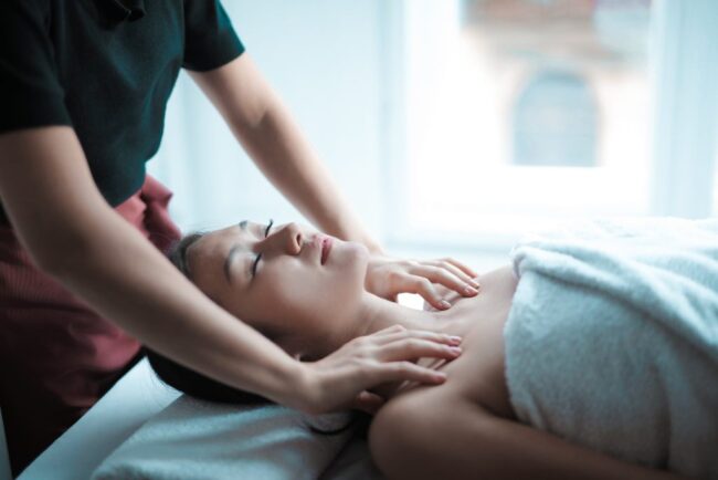 Professional Massage Therapy Training For Working Adults
